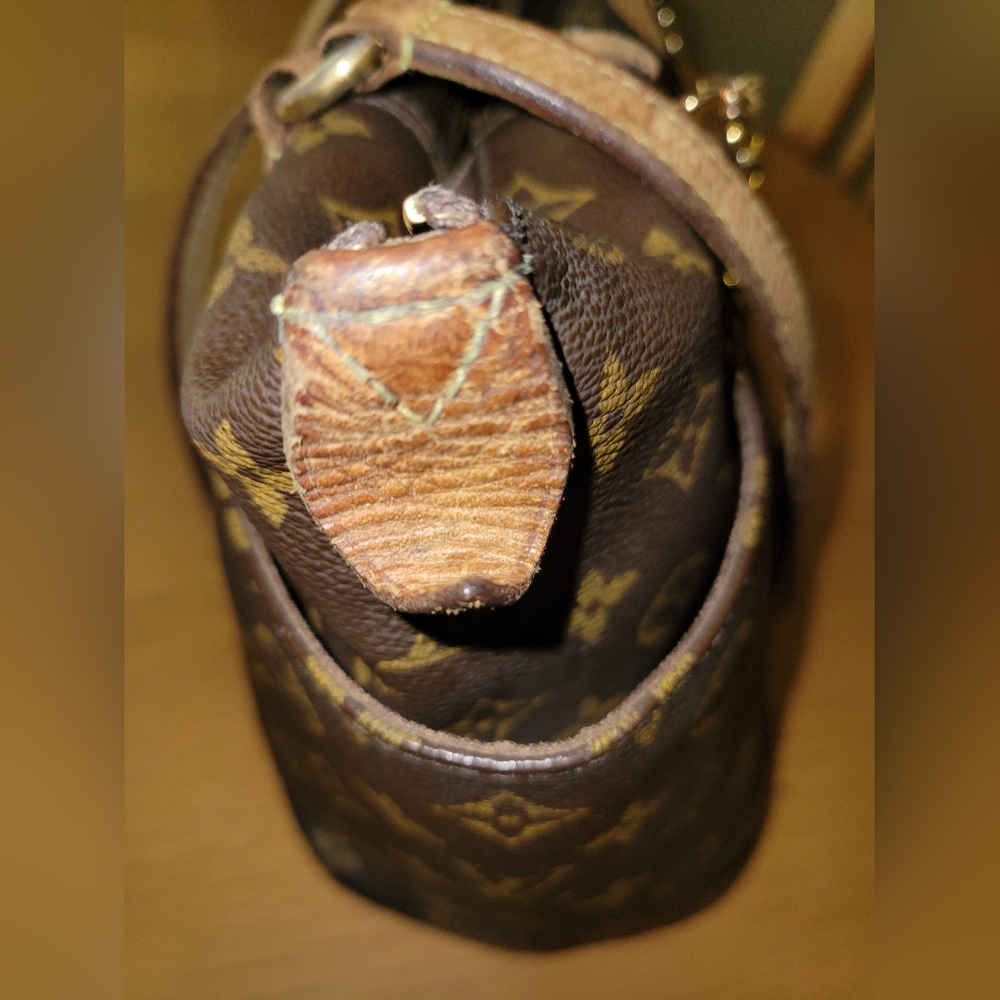 Louis Vuitton Totally PM Monogram Tote - Picture 15 of 16